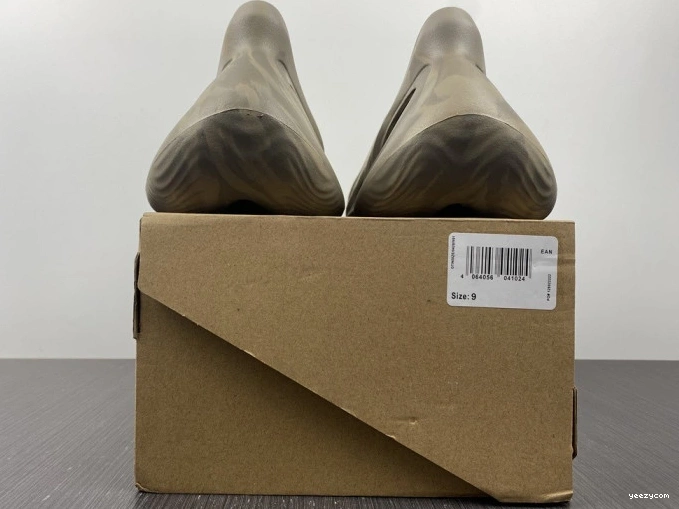 GX4472 RNNR Stone Adidas Yeezy Foam Sage 0726